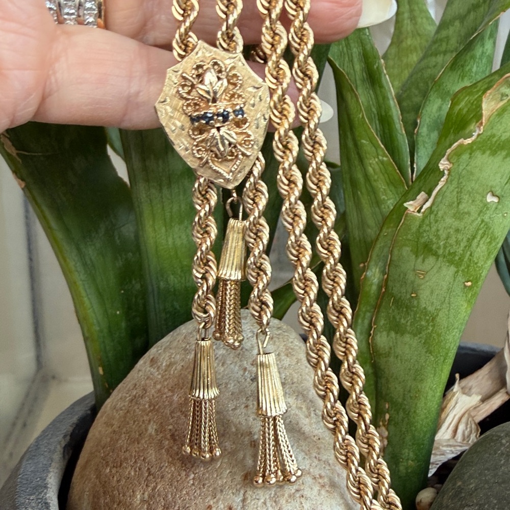 14 karat gold lariat Necklace